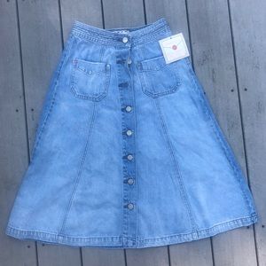 High waisted denim skirt